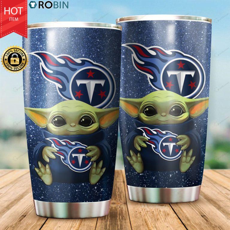 Baby Yoda Hug Tennessee Titans 20oz Tumbler