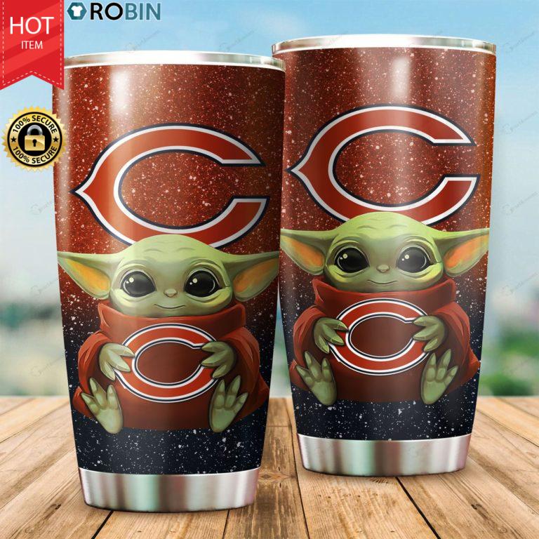 Baby Yoda Hug Chicago Bears 20oz Tumbler