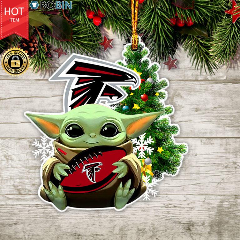 Baby Yoda Hug Atlanta Falcons Christmas Tree Ornament