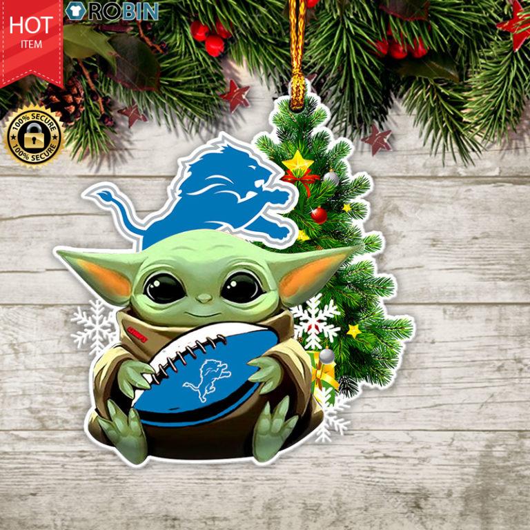 Baby Yoda Hug Detroit Lions Christmas Tree Ornament