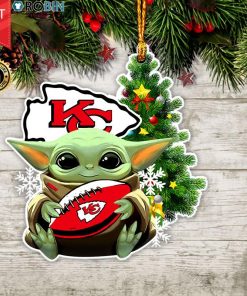 Baby Yoda Hug Kansas City Chiefs Christmas Tree Ornament Baby Yoda Hug Kansas City Chiefs Christmas Tree Ornament