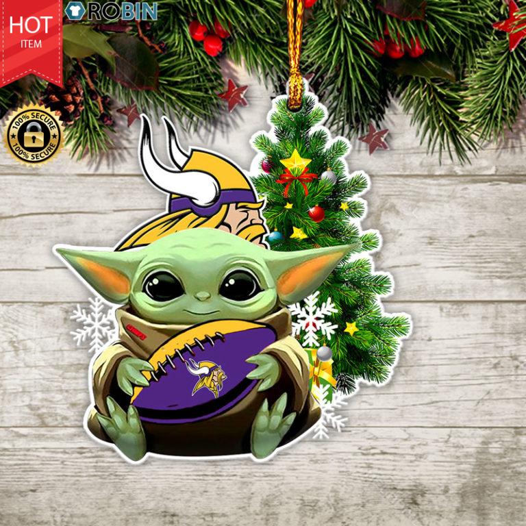 Baby Yoda Hug Minnesota Vikings Christmas Tree Ornament