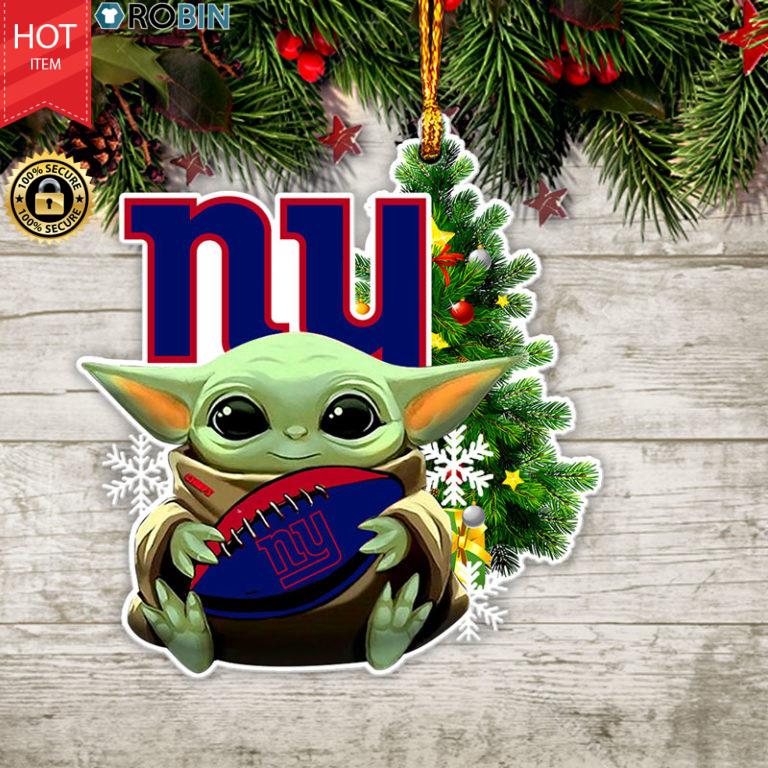 Baby Yoda Hug New York Giants Christmas Tree Ornament