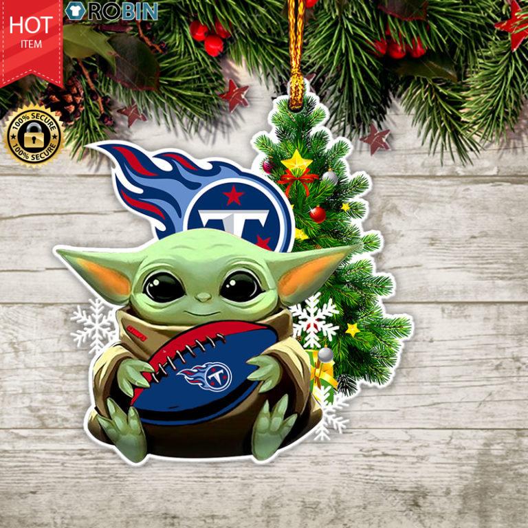 Baby Yoda Hug Tennessee Titans Christmas Tree Ornament
