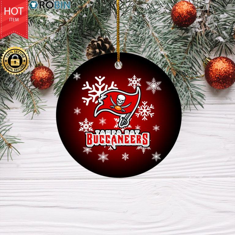 Tampa Bay Buccaneers Merry Christmas Circle Ornament