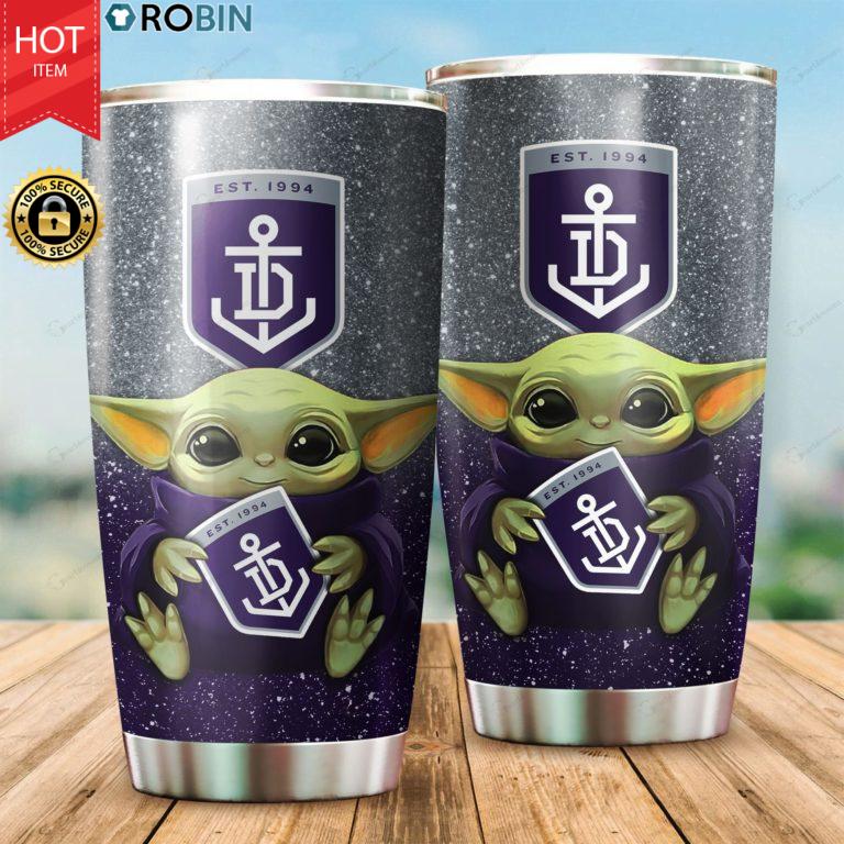 Baby Yoda Hug Fremantle Dockers 20oz Tumbler