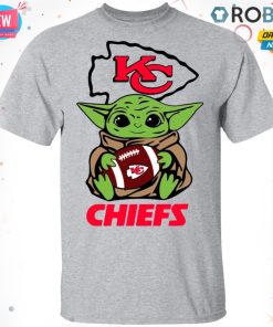 Baby Yoda Hug Kansas City Chiefs T Shirt – Hoodie – LS Baby Yoda Hug Kansas City Chiefs T Shirt – Hoodie – LS