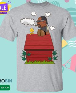 Snoop Dogg Smoking On Snoopy House T Shirt Robinplacefabrics