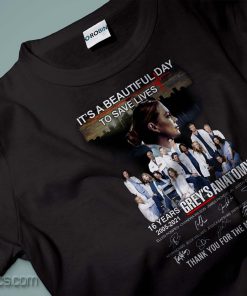 grey's-anatomy-shirt-it's-a-beautiful-day-to-save-lives