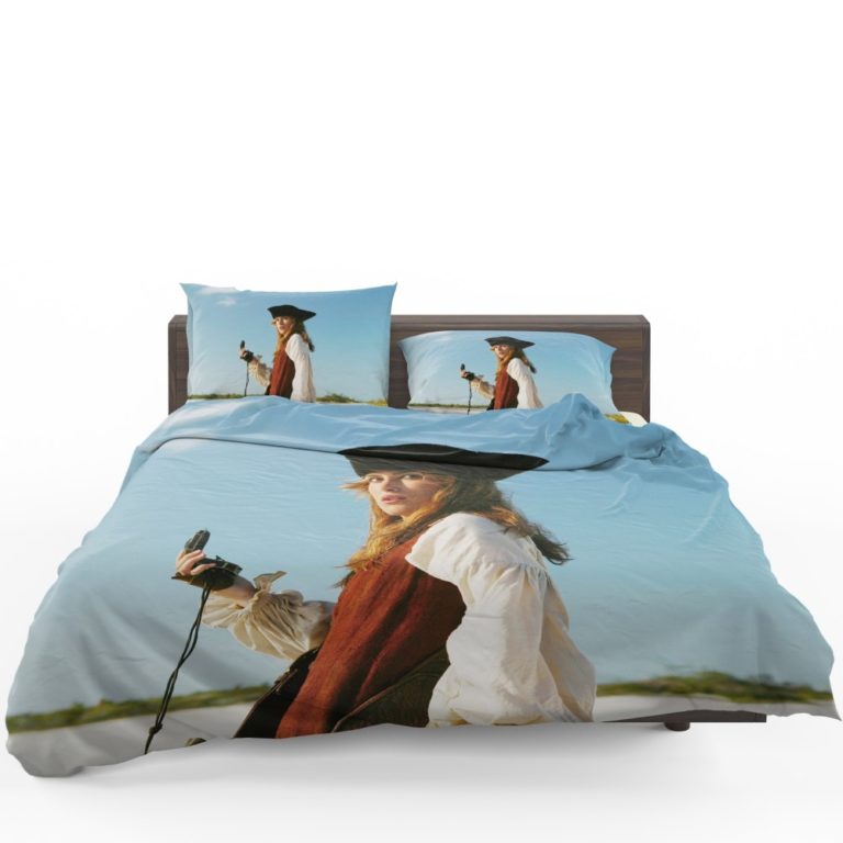 Keira Knightley Elizabeth Swann in Pirates Of The Caribbean Dead Man’s Chest Bedding Set (Duvet cover and Pillow Case)