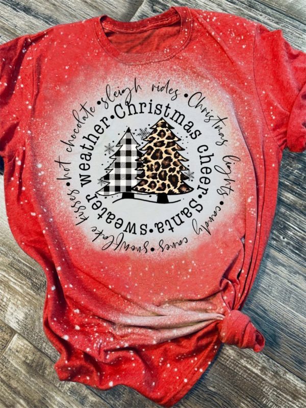 Merry Christmas Sweater Weather Christmas Cheer Santa Bleached T-Shirt