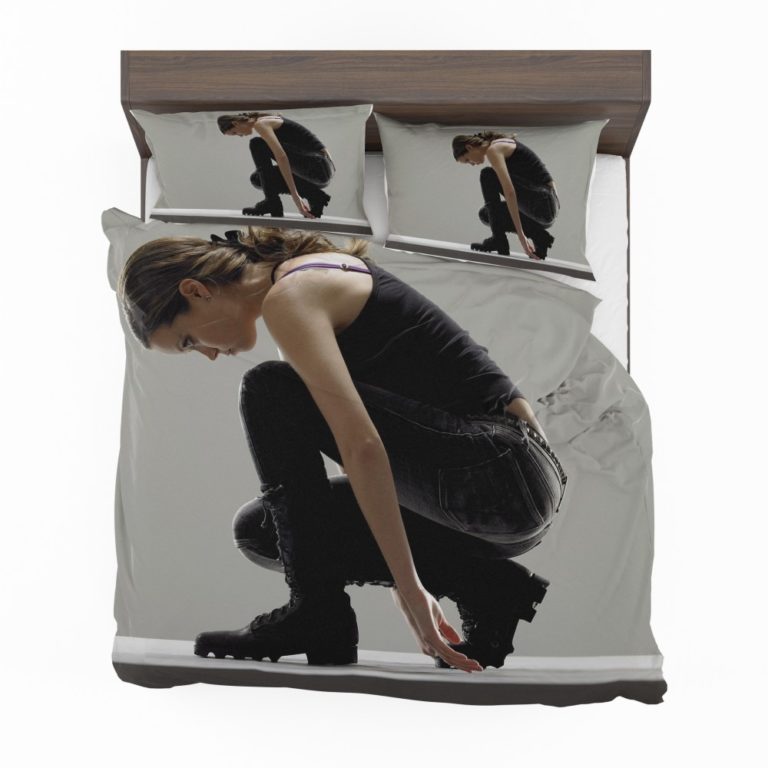 Summer Glau in Terminator The Sarah Connor Chronicles TV Show Bedding Set