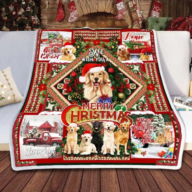 Golden Retriever We Wish You A Merry Christmas Fleece Blanket