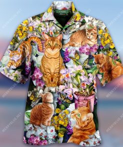 Cats And Queen Of Flower Short Sleeve Button Up