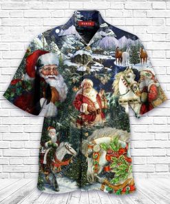 Christmas Horses Short Sleeve Button Up