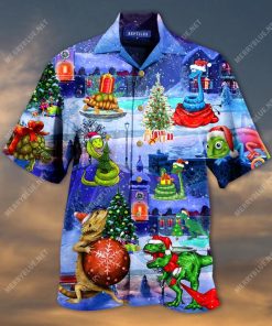 Christmas Reptiles Casual Button-Up Shirt