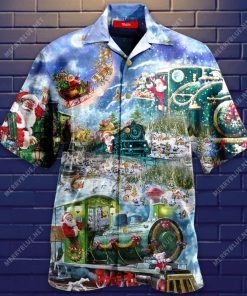 Christmas Train Is On The Way From North Pole Casual Button-Up Shirt