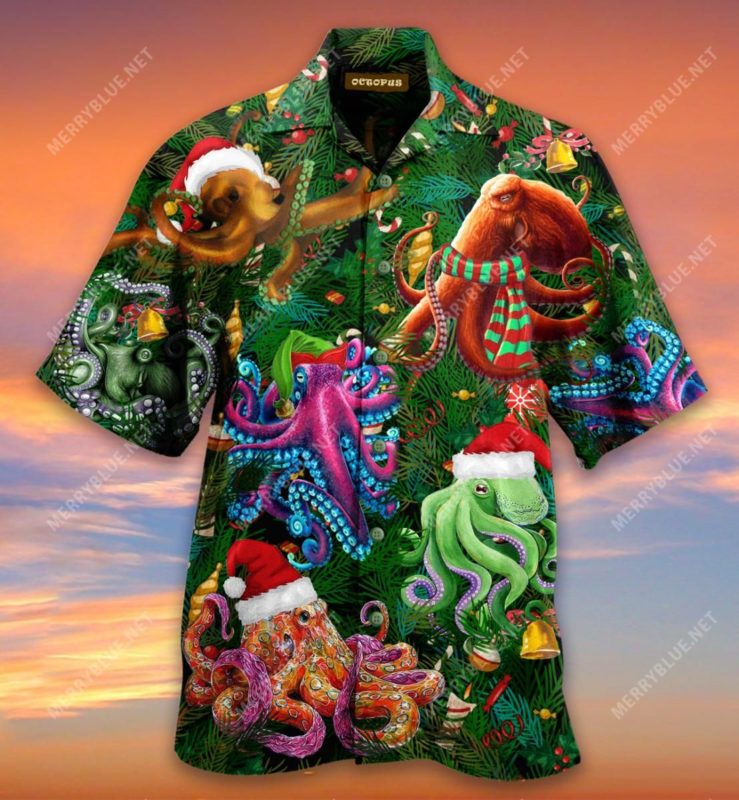 Octotree Christmas Short Sleeve Button Up