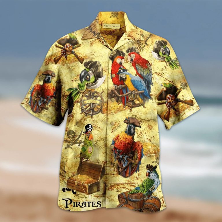Pirate Parrots Christmas Short Sleeve Button Up