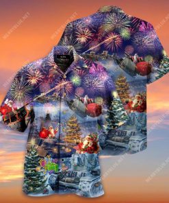 Santa Claus Rides Tank To Come Christmas Hawaiian Shirt Santa Claus Rides Tank To Come Christmas Hawaiian Shirt