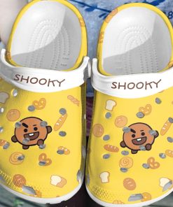 Bts Bt21 Bts Yellow Idol Bts Bts Army Jungkook Clog Crocs Shoes Bts Bt21 Bts Yellow Idol Bts Bts Army Jungkook Clog Crocs Shoes