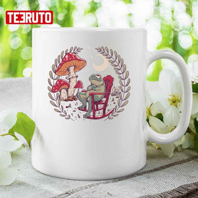Goblincore Aesthetic Cottagecore Frog Chilling Vintage Mushrooms Mug