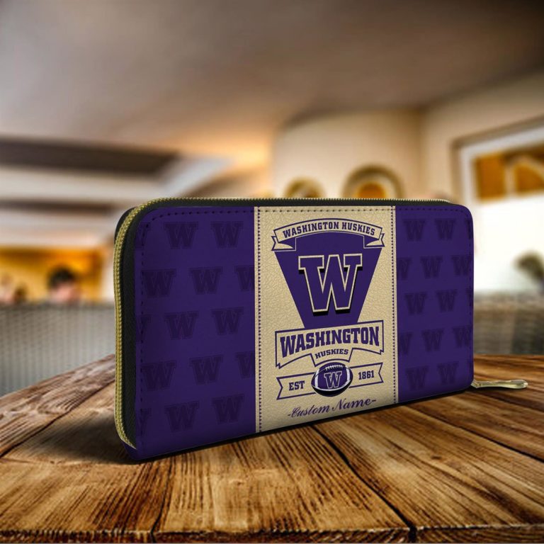 Personalized Name Washington Huskies Zip Around Wallets