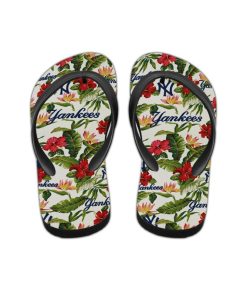 New York Yankees Hawaii Shirt and Shorts Flip Flops