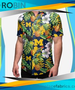 Michigan Wolverines Floral Button Up Shirt Michigan Wolverines Floral Button Up Shirt