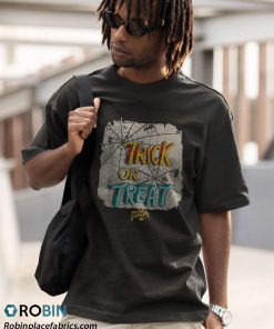 a t shirt black trick or trick scary spider night halloween mvueda