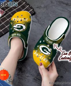 Football Crocs – Personalized Green Bay Packers Half Tone Drip Flannel Clog Shoes Football Crocs – Personalized Green Bay Packers Half Tone Drip Flannel Clog Shoes