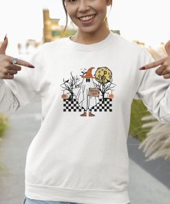 sweatshirt retro 70s groovy ghost halloween need a ride to salem eoluok