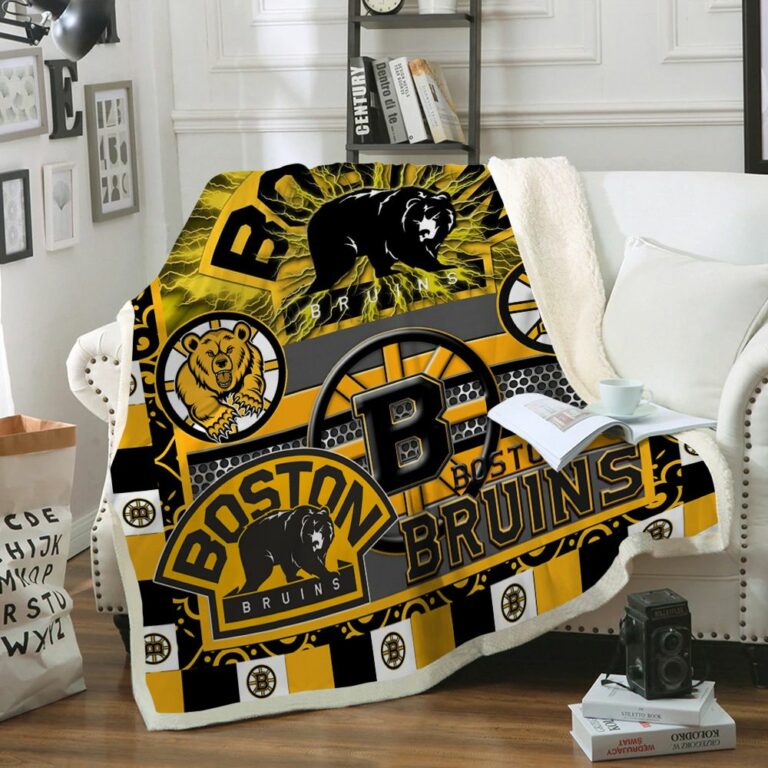 Boston Bruins Quilt & Fleece Blanket