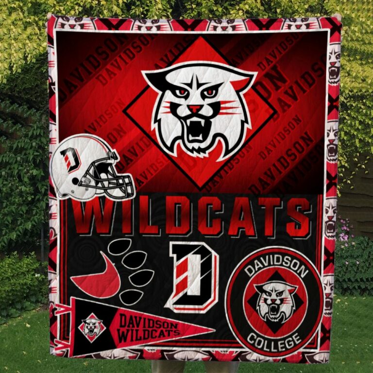 Davidson Wildcats Quilt & Fleece Blanket