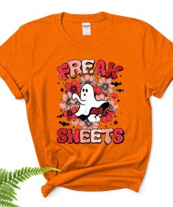 Funny Spooky Freak In The Sheets Halloween Floral Spooky Ghost Shirt Funny Spooky Freak In The Sheets Halloween Floral Spooky Ghost Shirt