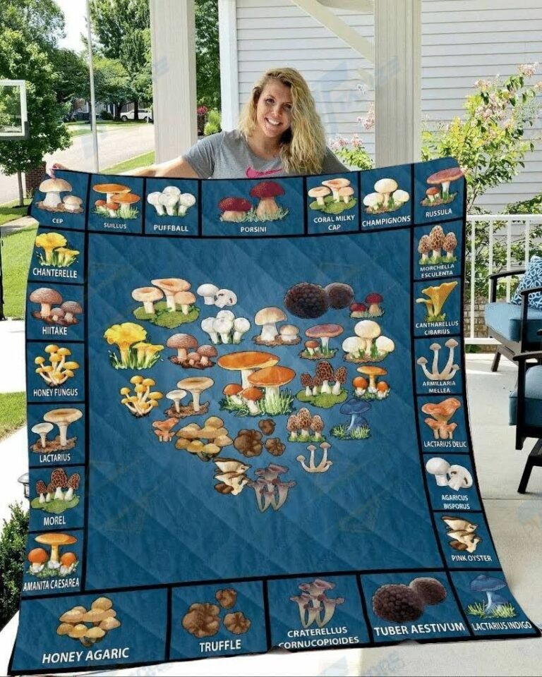 Mushroom Mushroom Kinds Collection Premium Quilt Blanket