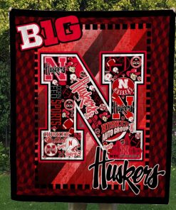 Nebraska Cornhuskers Quilt & Fleece Blanket #2 Nebraska Cornhuskers Quilt & Fleece Blanket #2