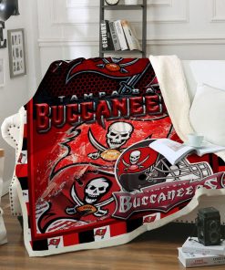 Tampa Bay Buccaneers Quilt & Fleece Blanket