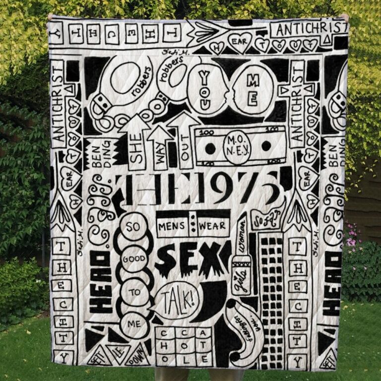 The 1975 Quilt Blanket