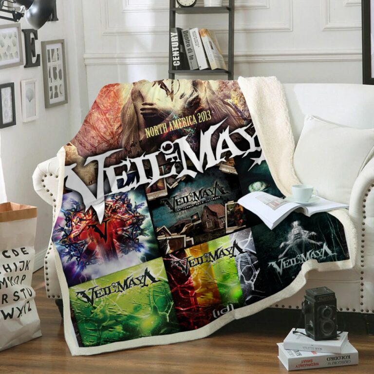 Veil Maya Quilt & Fleece Blanket