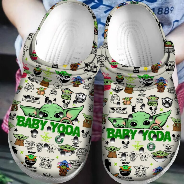 Baby Yoda Christmas Classic Clog, Unisex Crocs Shoes - RobinPlaceFabrics