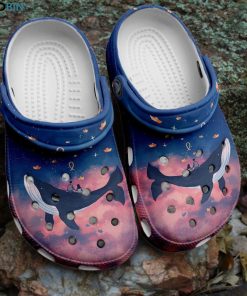 Cute Couple On Whale Love The Ocean Crocs – Classic Clog