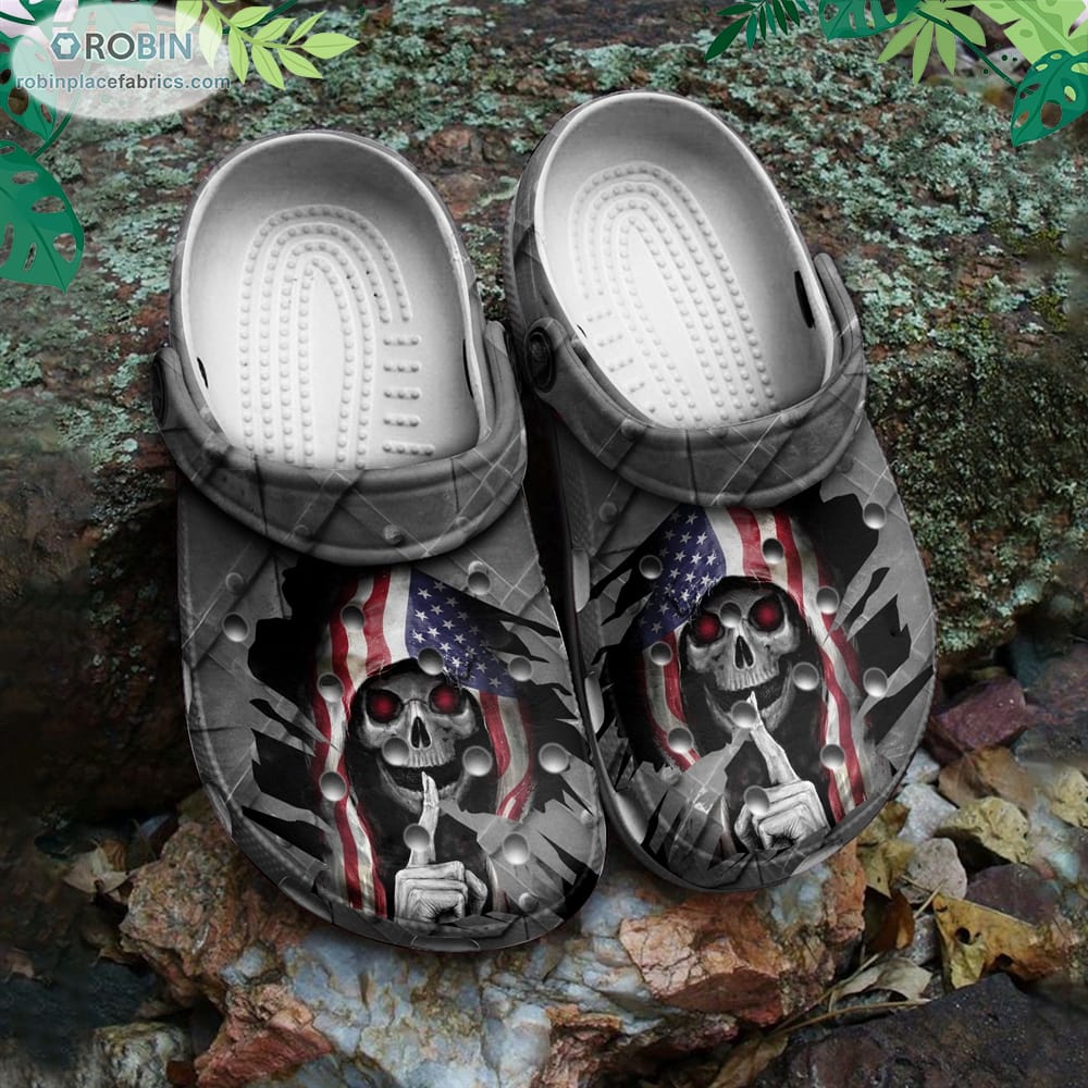 American Flag Skull Crocs Classic Clogs Shoes - RobinPlaceFabrics