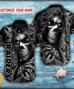 Personalized Skull Hold Las Vegas Raiders Short Sleeve Hawaiian Shirt