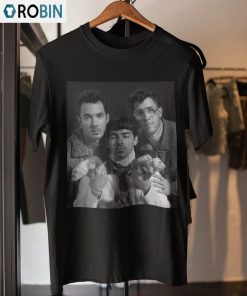Jonas Brother Vintage Shirt, Five Album One Night The Tour 2023 Unisex T-shirt Unisex Hoodie