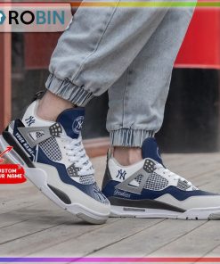 New York Yankees Personalized Air Jordan 4 Sneaker