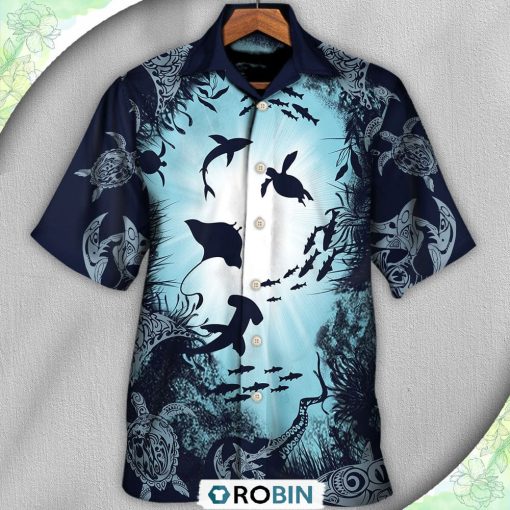 Turtle Aquarium Life Casual Button-Down Shirt