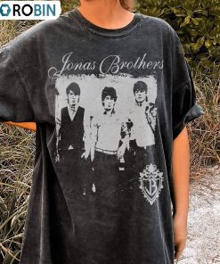 Vintage Jonas Five Albums One Night Tour Shirt For Fan Vintage Jonas Five Albums One Night Tour Shirt For Fan