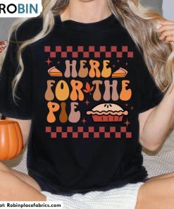 here-for-the-pie-funny-shirt-retro-thanksgiving-unisex-hoodie-crewneck-1