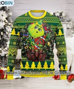 oregon-ducks-sweater-outstanding-baby-grinch-oregon-ducks-gift-1